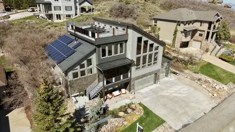 Exterior - 14902 S Saddle Leaf Ct E, Draper, UT 84020 photo 4 of 7