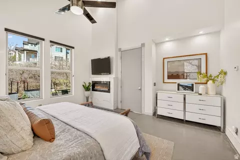 Bedroom - 14902 S Saddle Leaf Ct E, Draper, UT 84020 photo 3 of 7