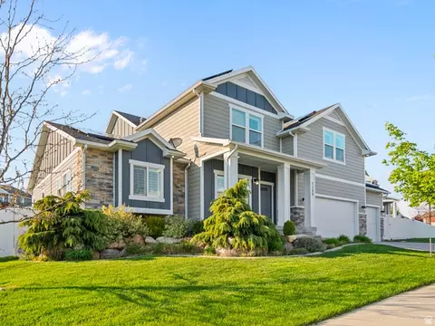 7598 S Scenic Maple Dr, West Jordan, UT 84081