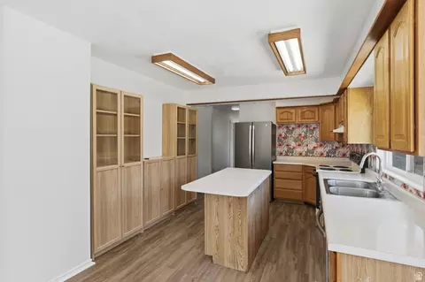 Kitchen - 700 E 5900 S, Murray, UT 84107 photo 3 of 5