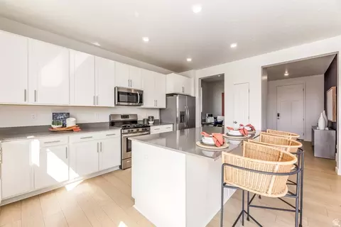 Kitchen - 1564 N 1400 E #916, Spanish Fork, UT 84660 photo 2 of 2
