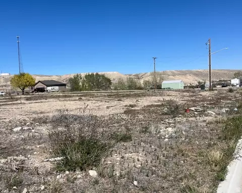 625 N 200 E, Ferron, UT 84523 photo 2