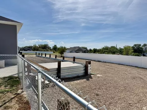 Exterior - 365 N 100 E, Ferron, UT 84523 photo 13 of 16
