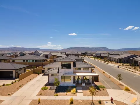 755 W Juniper Dr, Saint George, UT 84790