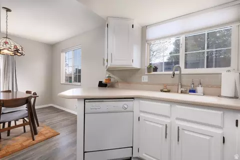 Kitchen - 260 W 400 N #1, Orem, UT 84057 photo 2 of 2