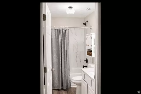 Bath - 260 W 400 N #1, Orem, UT 84057 photo 2 of 2