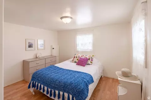 Bedroom - 476 N Cliffview Dr, Moab, UT 84532 photo 3 of 6