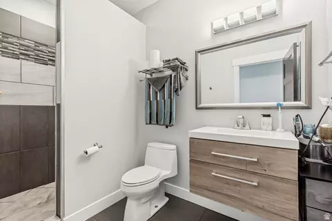 Bath - 1526 S 500 W, Mapleton, UT 84664 photo 3 of 4