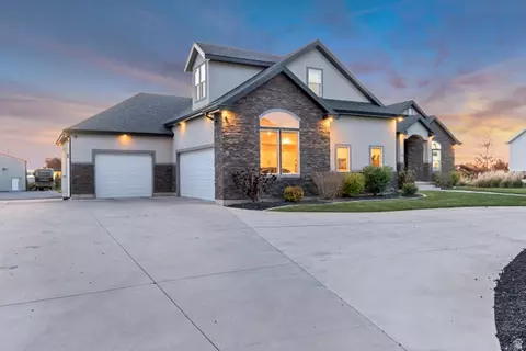 Exterior - 1526 S 500 W, Mapleton, UT 84664 photo 6 of 9