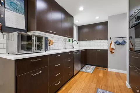 Kitchen - 121 S Inglewood Dr E, Orem, UT 84097 photo 1 of 3