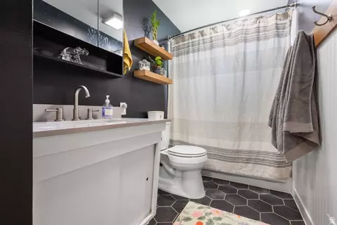 Bath - 121 S Inglewood Dr E, Orem, UT 84097 photo 1 of 3