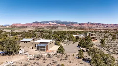 View/Area - 1390 S Flat Rabbit Rd, Teasdale, UT 84773 photo 1 of 2