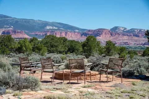 Exterior - 1390 S Flat Rabbit Rd, Teasdale, UT 84773 photo 10 of 14