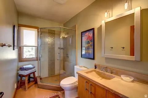 Bath - 1390 S Flat Rabbit Rd, Teasdale, UT 84773 photo 1 of 3