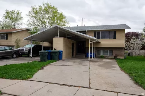 1915 W Hyannis Ave, West Valley City, UT 84119