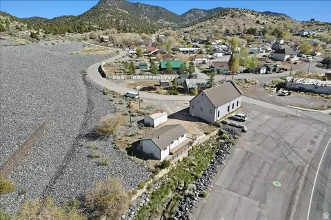 Exterior - 371 W Evans St, Eureka, UT 84628 photo 2 of 2