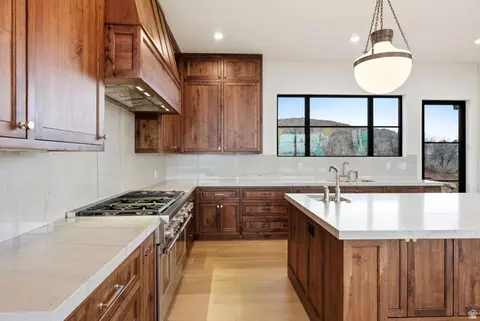Kitchen - 2155 E Wrangler Dr, Hideout, UT 84036 photo 5 of 7
