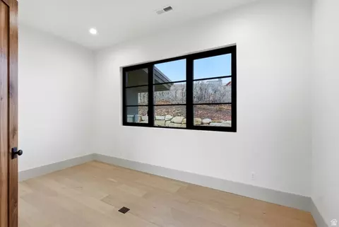 Bedroom - 2155 E Wrangler Dr, Hideout, UT 84036 photo 8 of 10