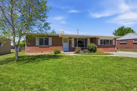 174 W American Ave #14, Murray, UT 84107