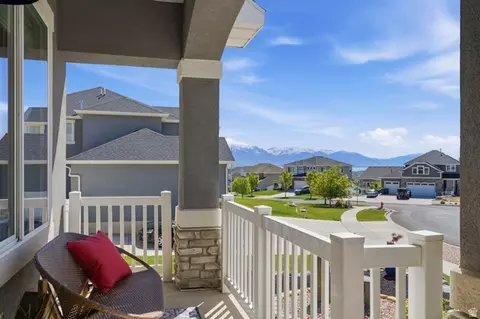 1166 W Highpass Dr, Saratoga Springs, UT 84045