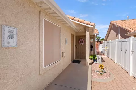 Exterior - 1360 E Telegraph St # 32, Washington, UT 84780 photo 2 of 10