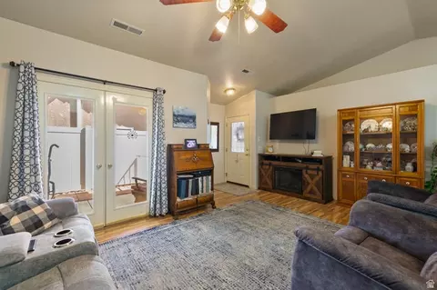 Entry Way - 1360 E Telegraph St # 32, Washington, UT 84780 photo 1 of 1