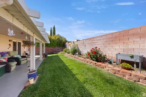 Exterior - 1360 E Telegraph St # 32, Washington, UT 84780 photo 4 of 10