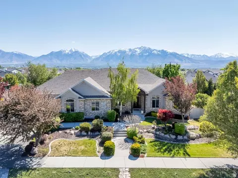 10927 S Scotty Dr, South Jordan, UT 84095