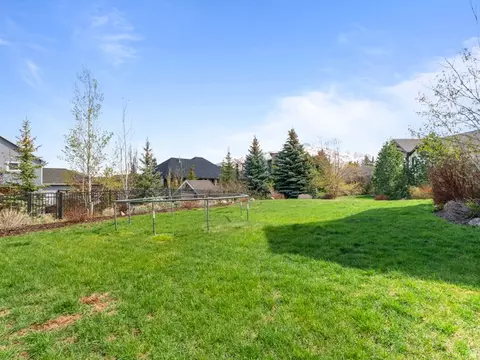 Exterior - 1503 E Meadow Bluff Ln S, Draper, UT 84020 photo 5 of 11