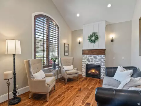 Living - 1503 E Meadow Bluff Ln S, Draper, UT 84020 photo 4 of 4