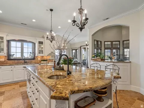 Kitchen - 1503 E Meadow Bluff Ln S, Draper, UT 84020 photo 3 of 3