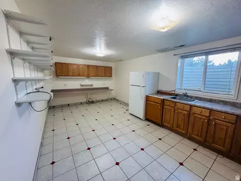 Kitchen - 140 E 800 S, Ephraim, UT 84627 photo 4 of 4