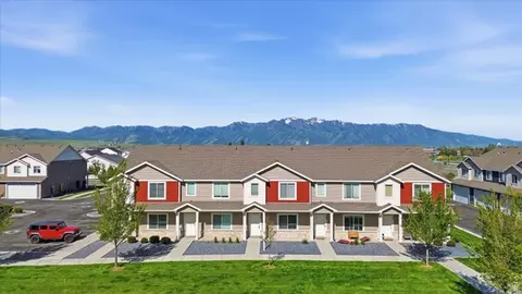 335 S 1540 E, Hyrum, UT 84319