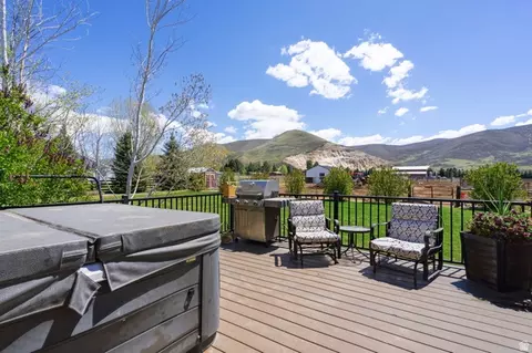 Exterior - 781 W 3000 S, Daniel, UT 84032 photo 3 of 6