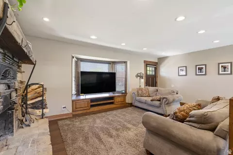 Living - 781 W 3000 S, Daniel, UT 84032 photo 1 of 2