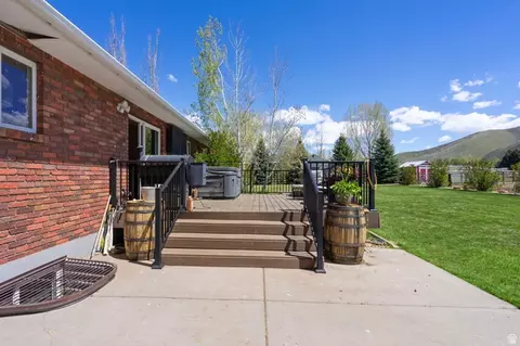 Exterior - 781 W 3000 S, Daniel, UT 84032 photo 4 of 6
