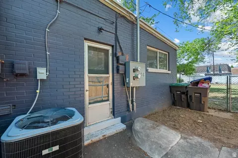 Exterior - 257 E 200 S, Provo, UT 84606 photo 4 of 8