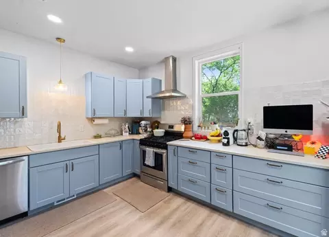 Kitchen - 257 E 200 S, Provo, UT 84606 photo 2 of 4