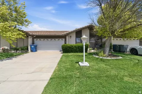 55 E 700 St S #17, Saint George, UT 84770
