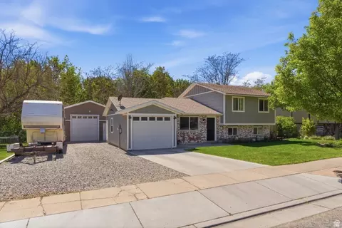 600 Barlow St, Clearfield, UT 84015