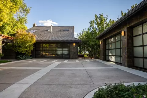 760 Maple Ln, Providence, UT 84332