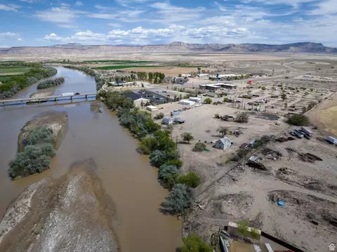 Undisclosed, Green River, UT 84525 photo 8