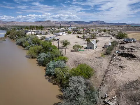 Undisclosed, Green River, UT 84525 photo 7