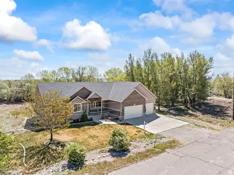 View/Area - 350 N 200 E, Ferron, UT 84523 photo 1 of 18