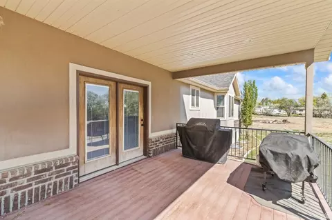 Exterior - 350 N 200 E, Ferron, UT 84523 photo 3 of 23
