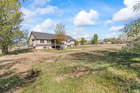 Exterior - 350 N 200 E, Ferron, UT 84523 photo 6 of 23