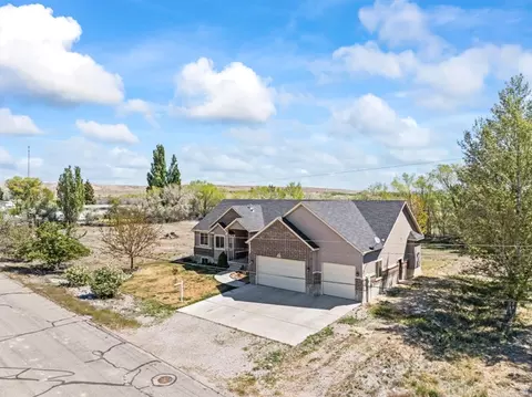 View/Area - 350 N 200 E, Ferron, UT 84523 photo 3 of 18