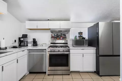 Kitchen - 694 E 100 S, Spanish Fork, UT 84660 photo 1 of 3