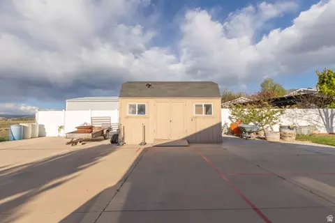 Exterior - 725 S 300 E, Ephraim, UT 84627 photo 6 of 8