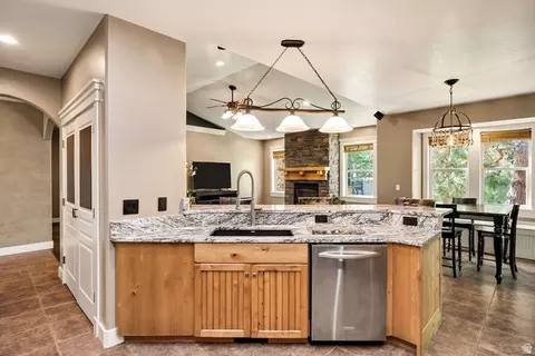 Kitchen - 288 E 525 S, Providence, UT 84332 photo 2 of 5